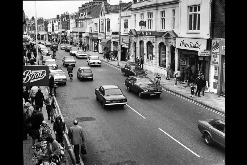 Shops lining London Road, North End in 1983. The News PP4885