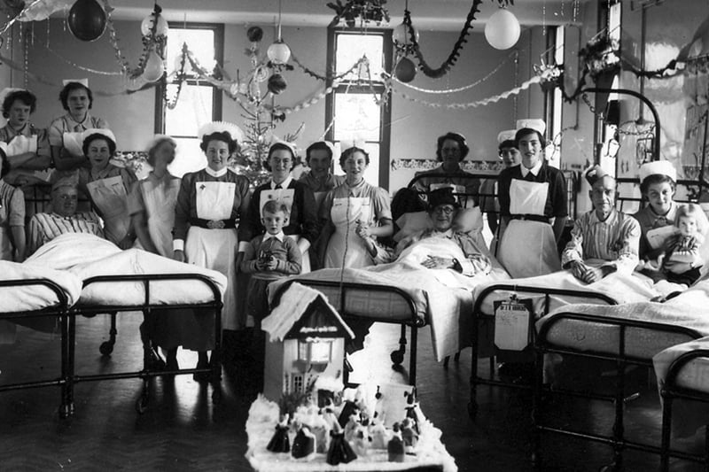 Gosport men's ward Christmas 1953.
The men's ward at Gosport memorial Hospital