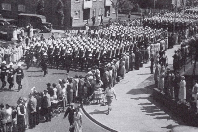 Royal Marines Freedom of the City
The parade makes its way along Elm Grove. Here they are at the staggered junction with Norfolk Street (top left) and Great Southsea Street.
