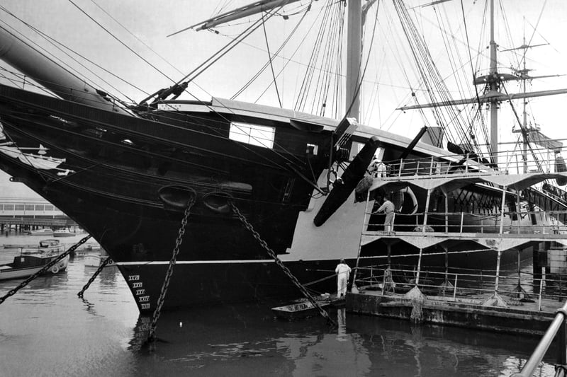 HMS Warrior being painted on May 15, 1989. The News PP4342