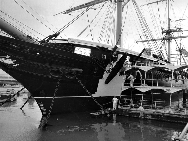 HMS Warrior being painted on May 15, 1989. The News PP4342