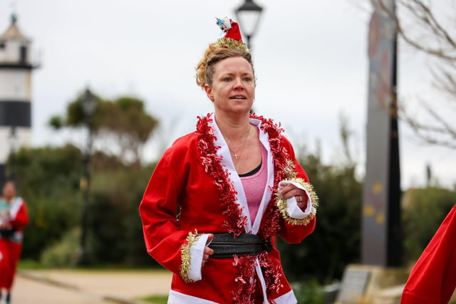 Hundreds of people turned out for the 2023 Santa Fun Run in Southsea on Saturday morning, many running to raise money for charity in either the 5K or 10K distance.