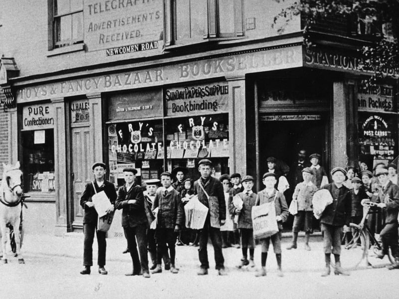 News boys standing on the road, corner of Twyford Avenue and Newcomen Road, Stamshaw in 1905. The News PP4145