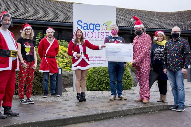 Portsmouth Business Exchange members on the right hand side - from the right John Pearson, Penny Plimmer, Marc Smith, Chris Handley
Sage house on the left hand side - from left Luke Knight, Kathryn Powlay, Danny Marenghi, Dianne Gill, at Sage House Dementia Support. Picture by Penny Plimmer.