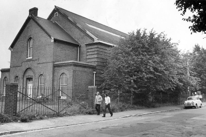 Burnaby Road Gymnasium in Southsea, 1975. The News PP2087