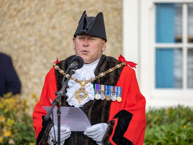 Mayor of Gosport, Councillor Martin Pepper, has called for residents to vote for "unsung heroes" for Citizen of the Year award.