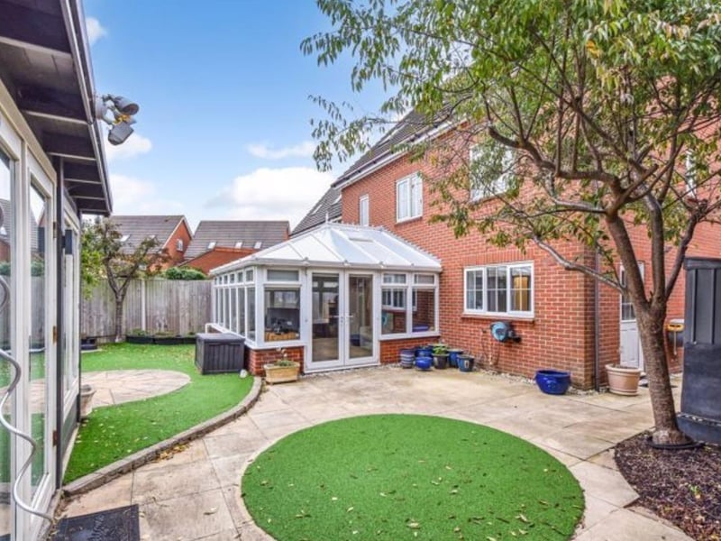 The listing says: "This Beautifully Presented Six Bedroom Detached House Is Situated Within The Popular Priddys Hard Area Close To Gosport Waterfront. The property has the advantages of a modern fitted kitchen, sun room, four bathrooms and garden cabin/home office."