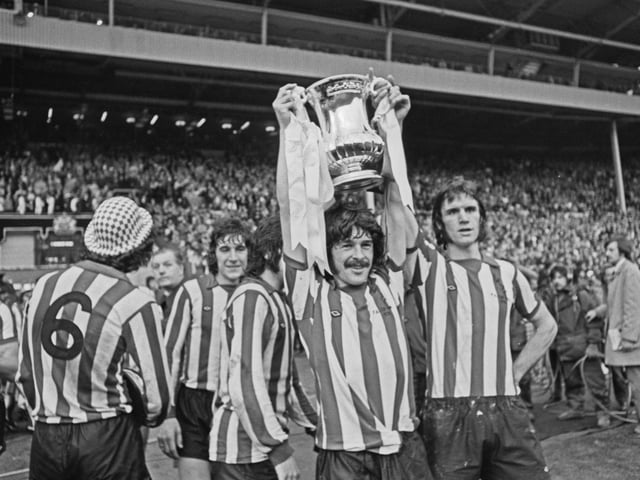 League titles: 6; FA Cups: 2; League Cups: 0; European trophies: 0; Total major trophies: 8.