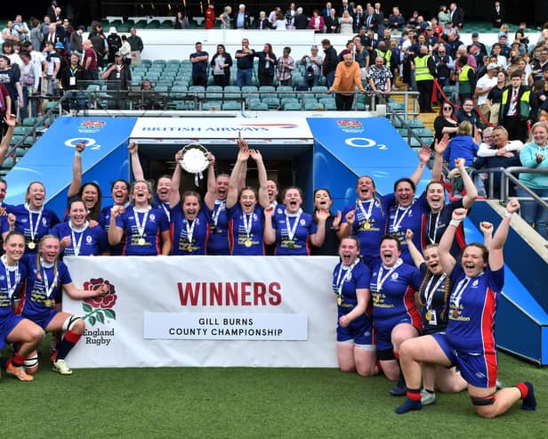Hampshire celebrate retaining the Gill Burns Division 2 County Championship silverware at Twickenham. Picture by Leo Wilkinson (www.leothephotographer.co.uk)Credit