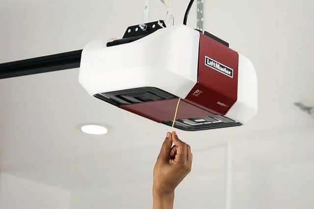 How to Fix a Garage Door That Won’t Open in Dexter MI