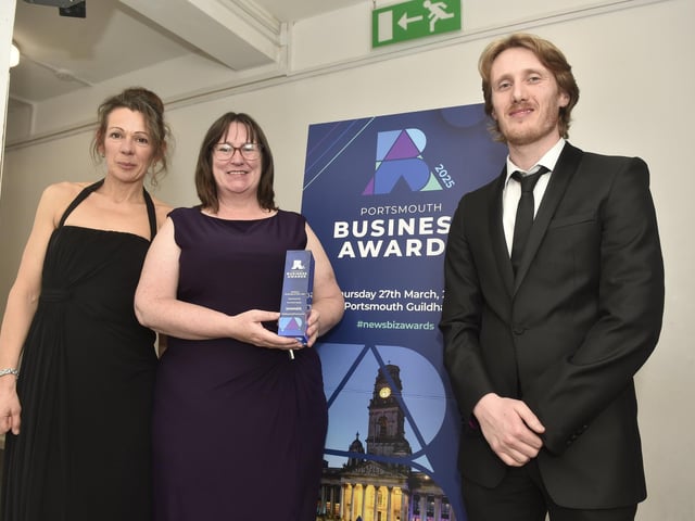 (l-r) Yvonne Clay, centre director of Gunwharf Quays who sponsored the Medium Business of the Year award, with winners Maddie Gunnie and Charlie Nicholas from WeBuyAnyPhone.com. Picture: Sarah Standing (270325-1333)
