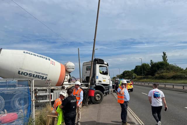 Traffic faced delays due to the police cordon around the incident.