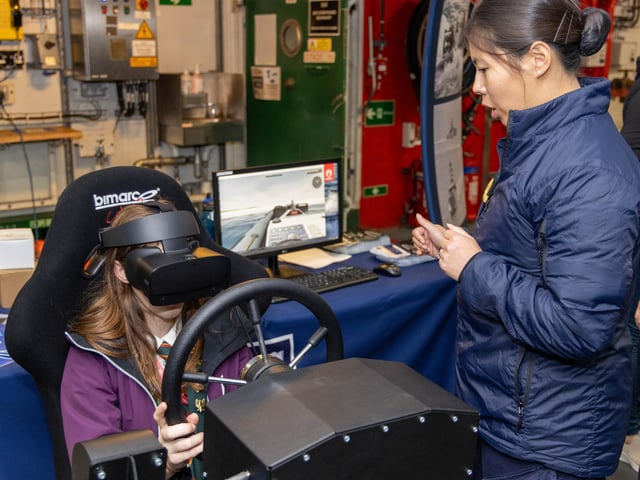 Royal Navy aircraft carrier, HMS Queen Elizabeth, hosted an Employer Engagement Day providing a platform for RN Recruit and Attract to show case Royal Navy and Royal Naval Reserves specialisations and career opportunities for some 1400 school children, cadets and teenage groups.