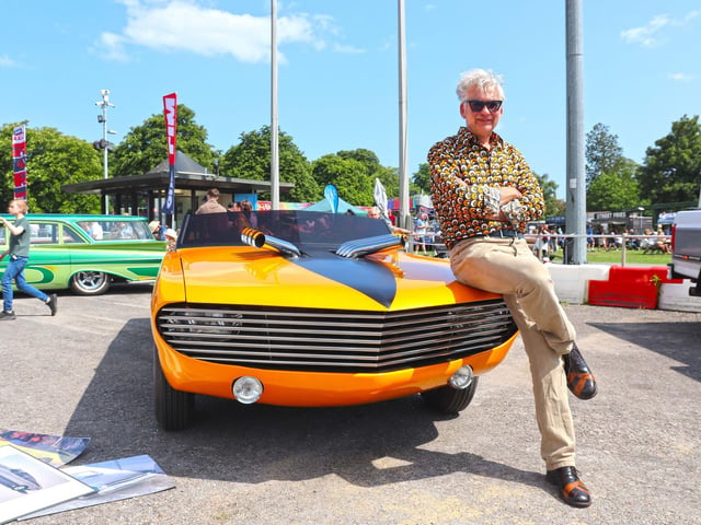 Andy Saunders unveils latest creation Daroo 1/3