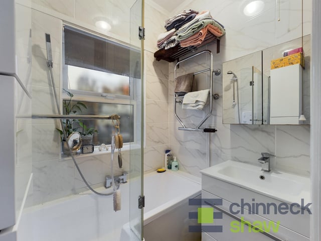 Renny Road, Portsmouth, Hampshire, PO1 £280,000