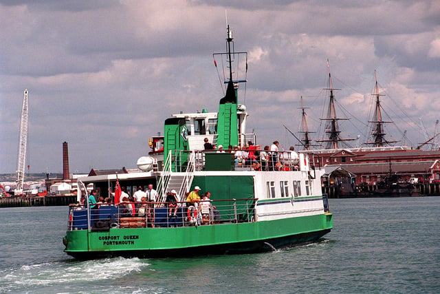 The Gosport Queen makes for Portsmouth after leaving the Gosport pontoon on the 18th August 1998. Picture: Malcolm Wells 98/4243-2