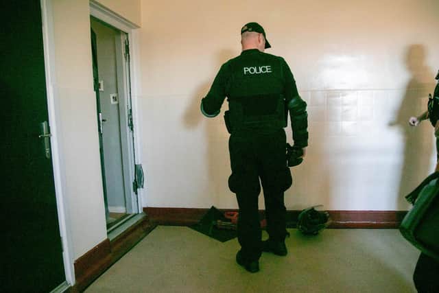 Police operation in Paulsgrove, Portsmouth on Tuesday 4th April 2023

Pictured: Police presence at a property in Paulsgrove, Portsmouth 

Picture: Habibur Rahman