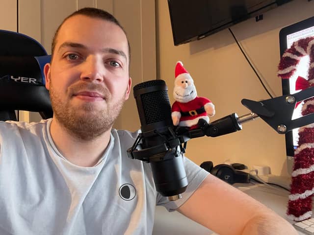 Tom Hill, who set up mental health charity TyveCARE, is hosting a quiz on Christmas Day through Twitch