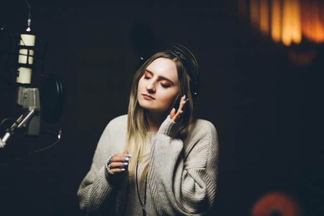 Katy Hurt at work in the studio. Picture by Jen Doerksen/BNB Studios