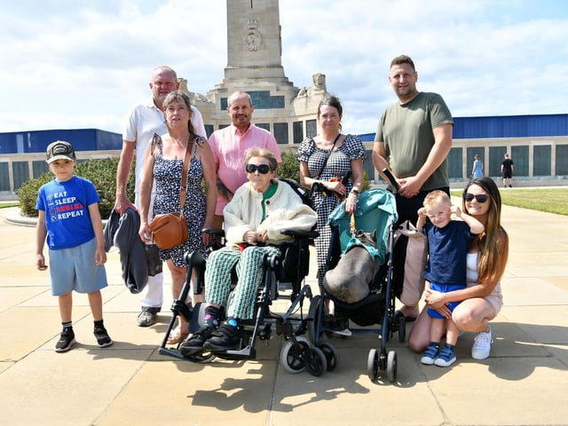 Guildford care home arranges beach trip