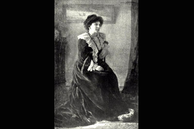Hertha Ayrton was an engineer, mathematician and inventor. She was born in Portsea, Portsmouth on April, 28 1854 and died in Bexhill-on-Sea, Sussex on August 26, 1923. Her research in vortices in water and air led to the invention of the Ayrton fan, which was used in the trenches of the First World War to get rid of gas and poison. She was also closely involved with the fight for women's suffrage. Here, Hertha Ayrton has been painted by Mme. Darmesteter.