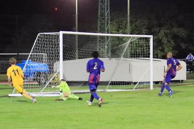 Connor Underhill scores for Fareham. Picture by Ken Walker.