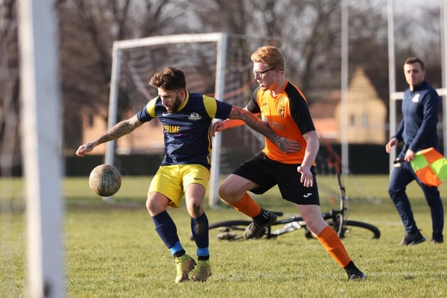 Pelham (blue & yellow) v AFC Farlington. Picture by Kevin Shipp