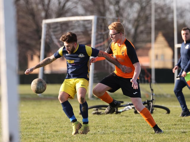 Pelham (blue & yellow) v AFC Farlington. Picture by Kevin Shipp