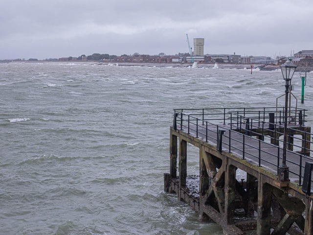 Strong winds in Portsmouth on Wednesday 27 December 2023

Pictured: View from Old Portsmouth 

Picture: Habibur Rahman