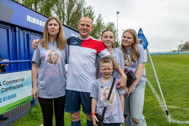 Sherie's sister, Amy Wolstencroft, with Sherie's husband Richard Shepherd, and children Ivy (11), Dolly (15), and Percy (6).