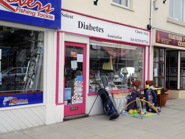 Solent Diabetes Association, charity shop, West Street, Fareham.  Picture: Allan Hutchings (101336-595)