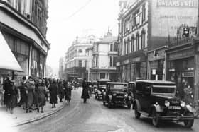 Palmerston Road in the 1930's. The News PP981