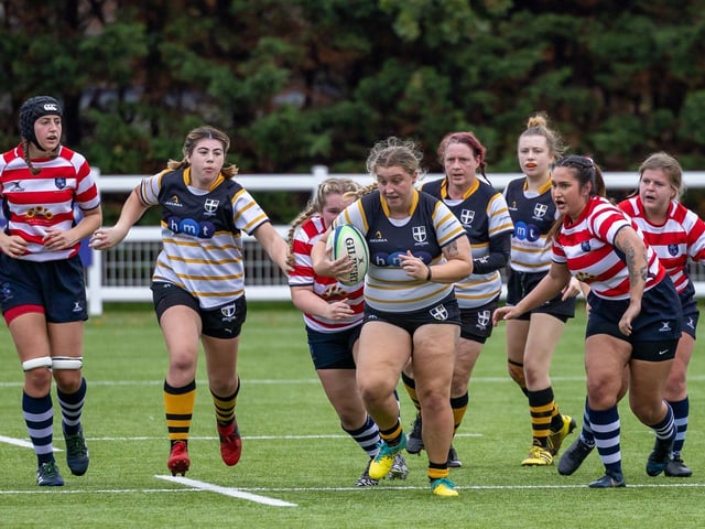 Havant Sirens (red/white) v Portsmouth Valkyries 2nds. Picture: Mike Cooter