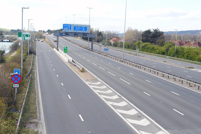 The M27 junction 12 for Portsmouth on March 31, 2020 (310320-7562)