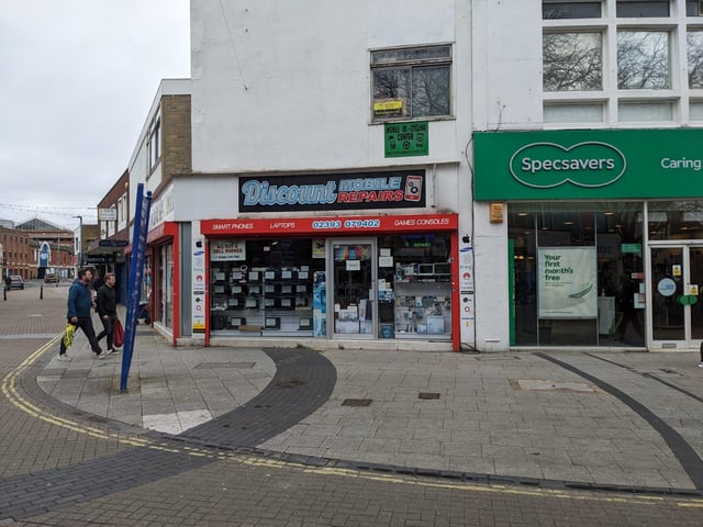 Discount Mobile Repairs is a tech shop on Commercial Road wich repairs mobile phones, laptops and games consoles.