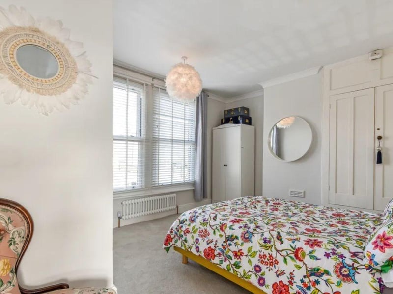 This property is in a desirable location and it has been designed in a modern way.