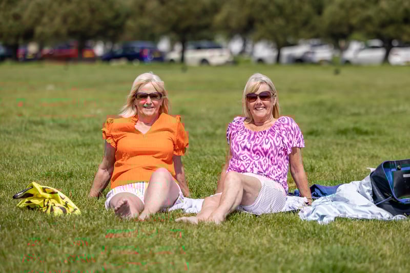 Pompey ladies Lesley and Trish enjoying the weather on the common. Picture: Mike Cooter (110524)