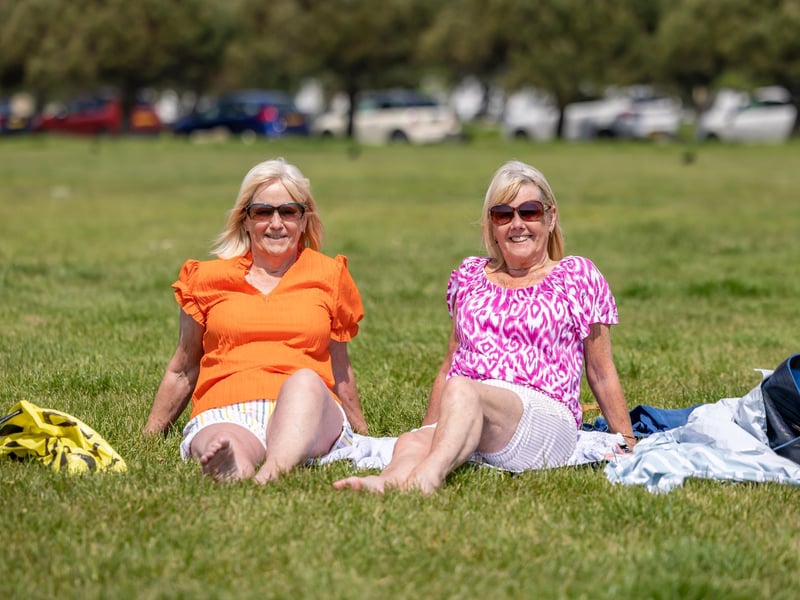 Pompey ladies Lesley and Trish enjoying the weather on the common. Picture: Mike Cooter (110524)