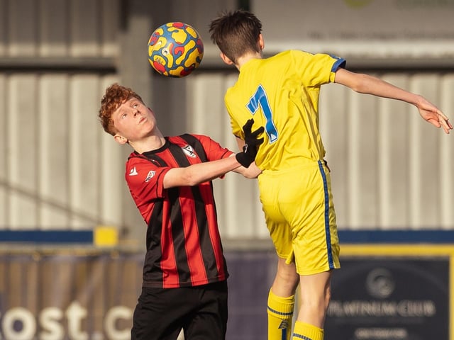 Action from the U16 GEC Marconi Invitation Cup final between Horndean Hawks Condors (red/black) and Pickwick Youth Panthers (yellow). Picture: Keith Woodland (260221-307)