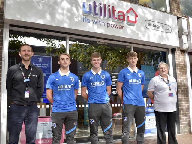 Retail manager Robert Tait with Pompey Academy players Charlie Bell, Harvey Rew and Harry Anderson, and Lorraine Charley, Utilita team leader at Utilita’s Gosport Hub. Picture supplied by Portsmouth FC. 