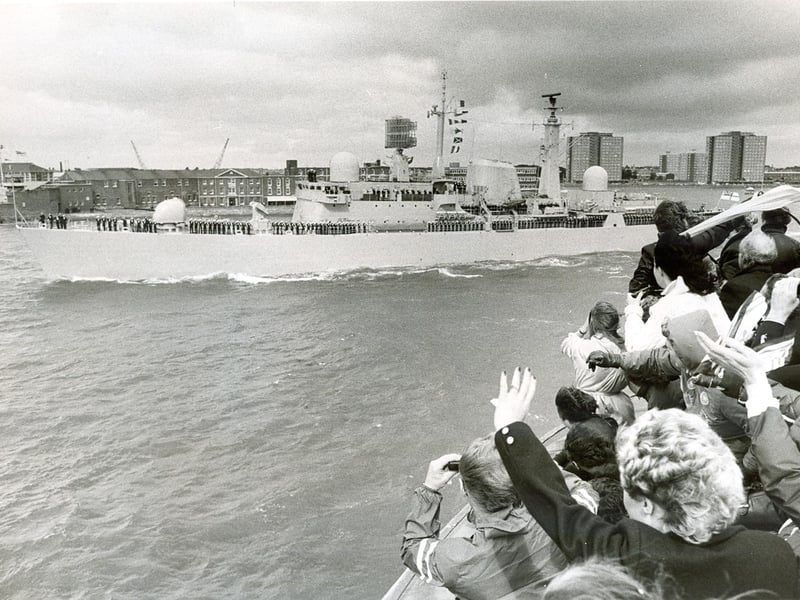 HMS Birmingham leaving for Falklands in June 1982. The News PP28
