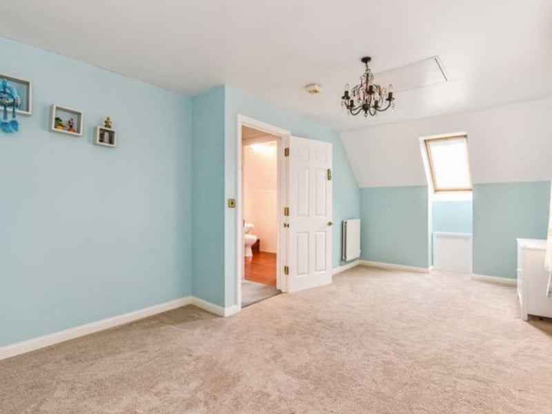 The listing says: "This Beautifully Presented Six Bedroom Detached House Is Situated Within The Popular Priddys Hard Area Close To Gosport Waterfront. The property has the advantages of a modern fitted kitchen, sun room, four bathrooms and garden cabin/home office."