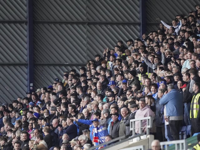 1,460 Pompey fans made the mid-week trip to Oxford United on Tuesday evening.