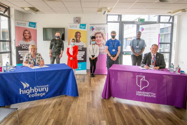 Pictured: Penny Wycherley, principal of Highbury College with Graham Galbraith,
Chief Academic Officer of Portsmouth University with Higbury College students.
Picture: Habibur Rahman