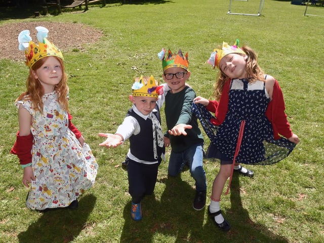 Alverstoke Infant School celebrating The Queen's Platinum Jubilee. From left:  Matilda Hughes (6), Harvey Jones (6), Charlie Mathison (6) and Roxy Halai (6).