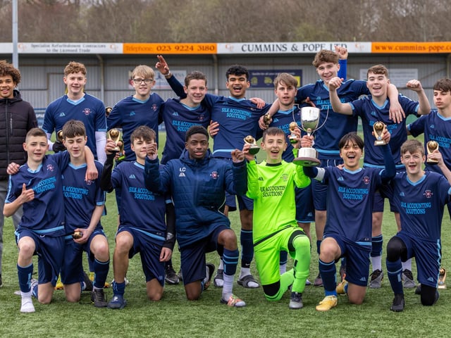 Pickwick Youth Panthers celebrate winning the Under-16 Arthur Hughes Challenge Cup. Picture: Mike Cooter