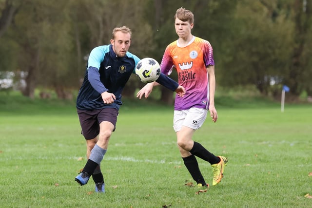 Fundraising (blue) v King George Rovers. Picture by Kevin Shipp