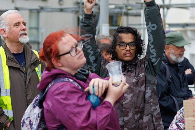 Violent clashes took place at the Southsea anti-migrant protest on Saturday
