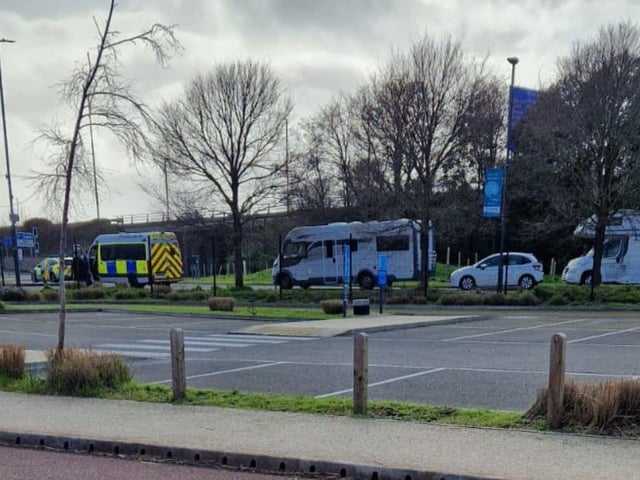 There is a large police presence at the Portsmouth Park & Ride in Tiper Lane near the M275, with reports of travellers forming up in the area.