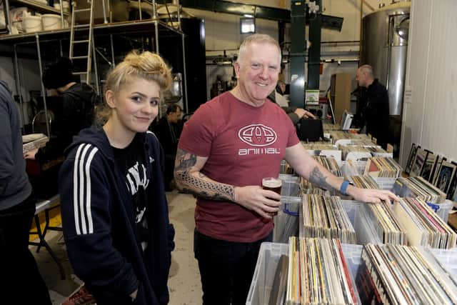 A record fair has been held at The Fallen Acorn Brewing Company in Gosport. (l to r), 

Amber Strike and dad Ron.

Picture Ian Hargreaves (290220-6) 
